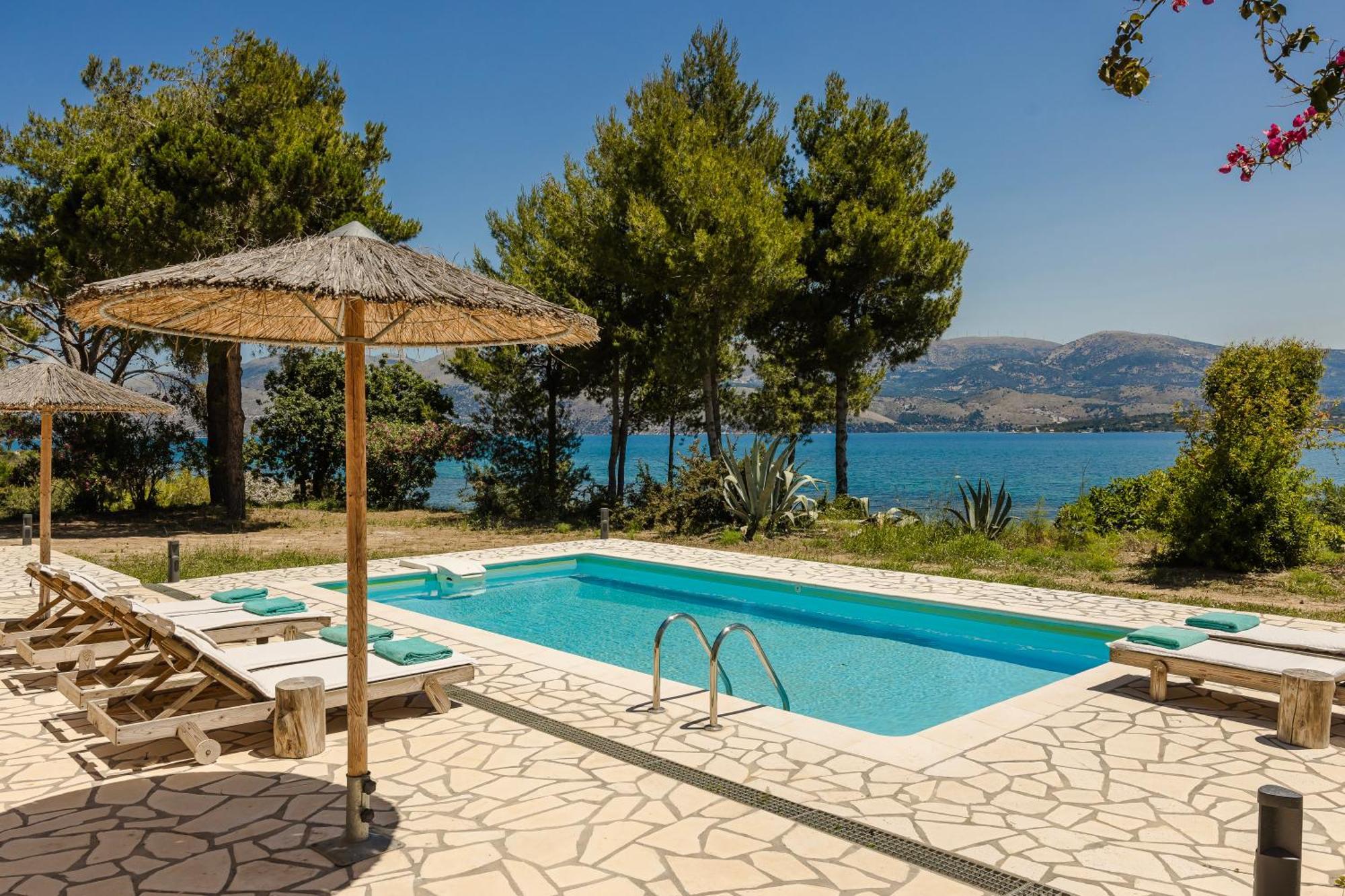 Villa Ostria Lixouri Exterior photo